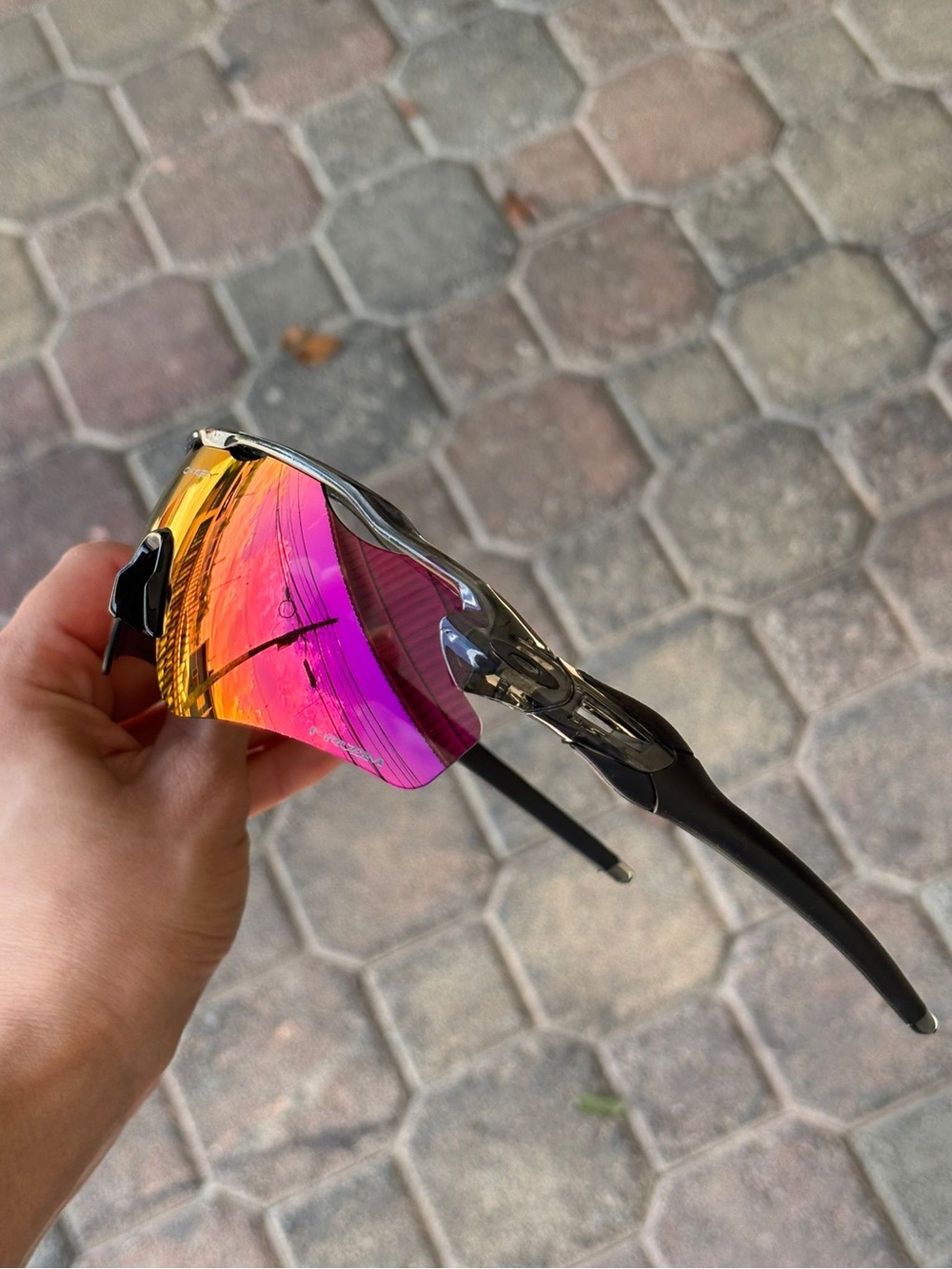 Oakley Radar Ev sunglasses